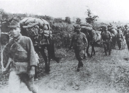 移動中の日本兵
